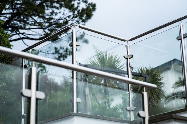 Glass Railings Unique