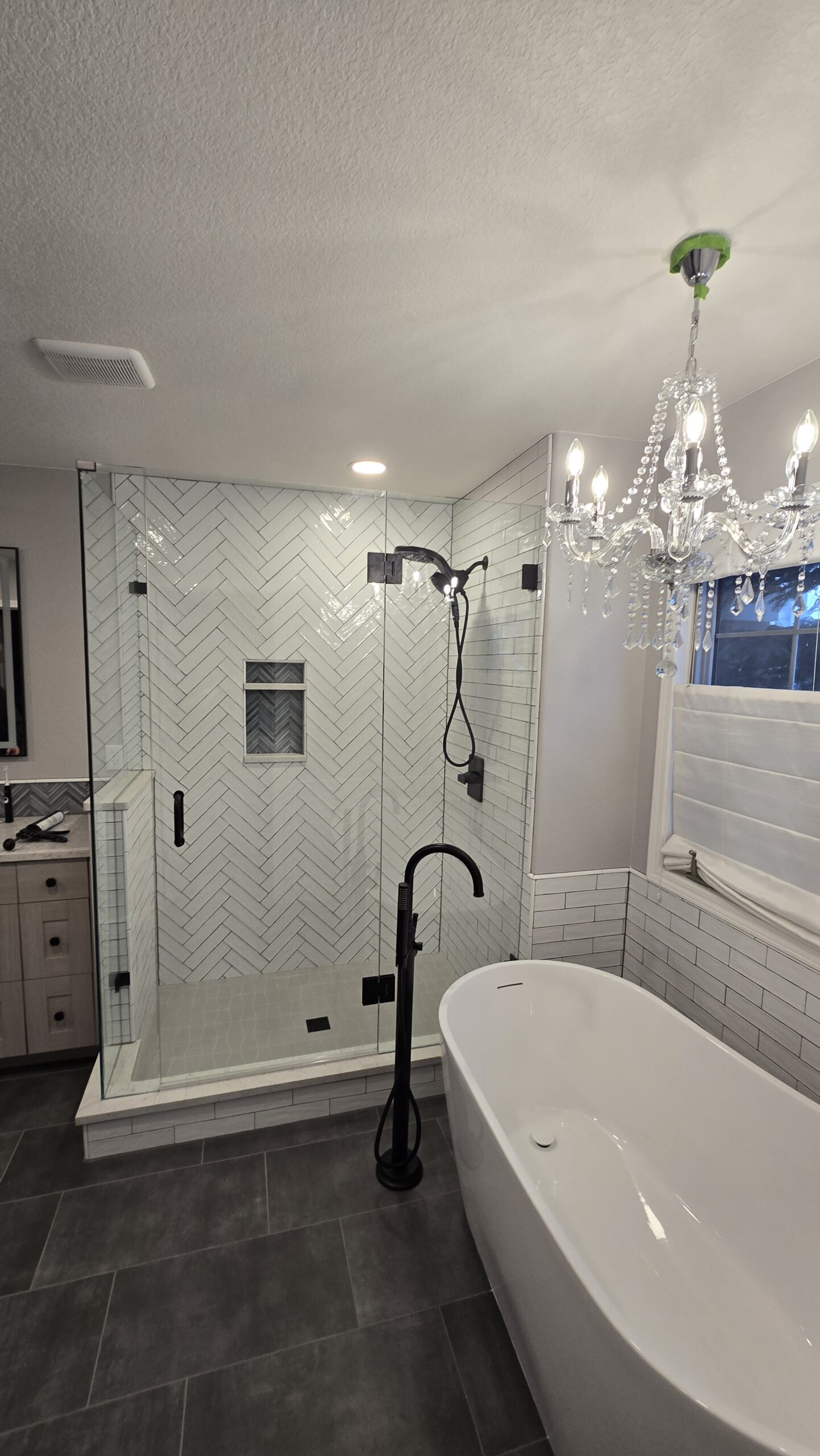 7 Questions to Ask When Hiring a Glass Installer